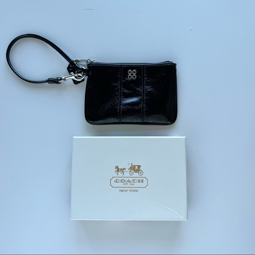 New in box Coach patent wristlet wallet purse
